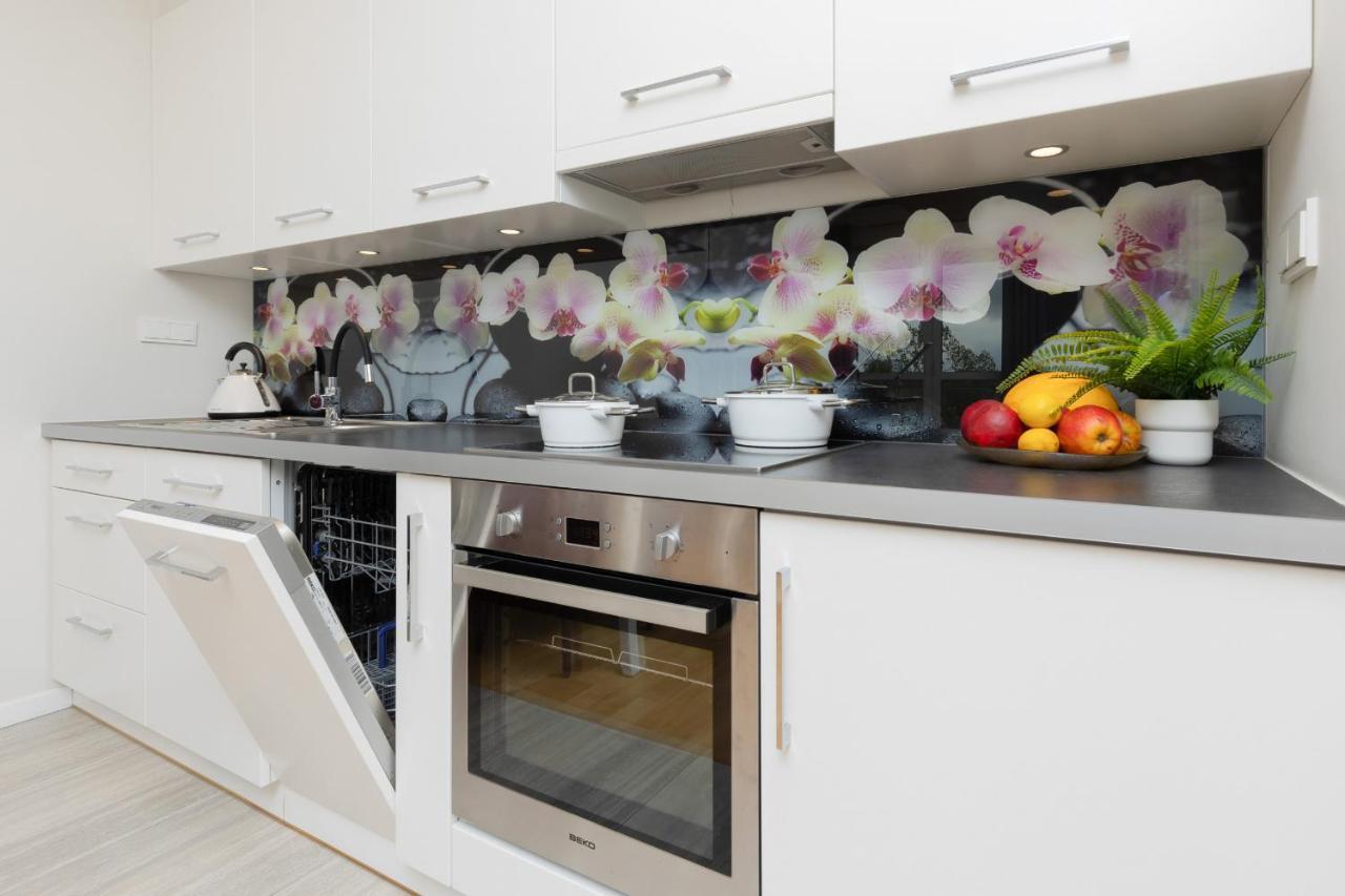 Quiet Apartment Park Edwarda Szymanskiego By Noclegi Renters وارسو المظهر الخارجي الصورة